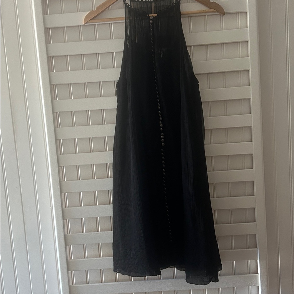 Chic Black Sleeveless Dress